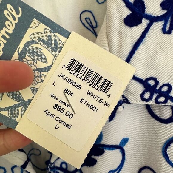 April Cornell Women’s White Blue Embroidered Long Line Knot Toggle Closure Jacke - Picture 5 of 7